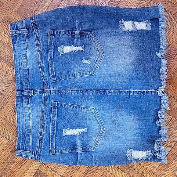 Wax Jean Distressed Denim Mini Skirt Size Large - Picture 6 of 6